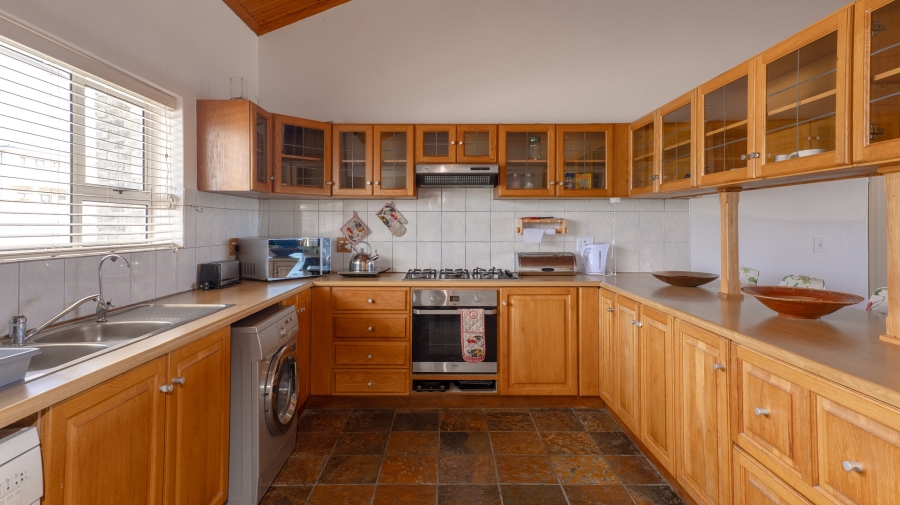 5 Bedroom Property for Sale in Suiderstrand Western Cape